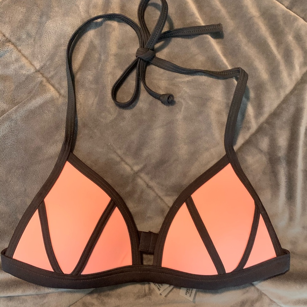 Victoria’s Secret “Pink” bathing suit top